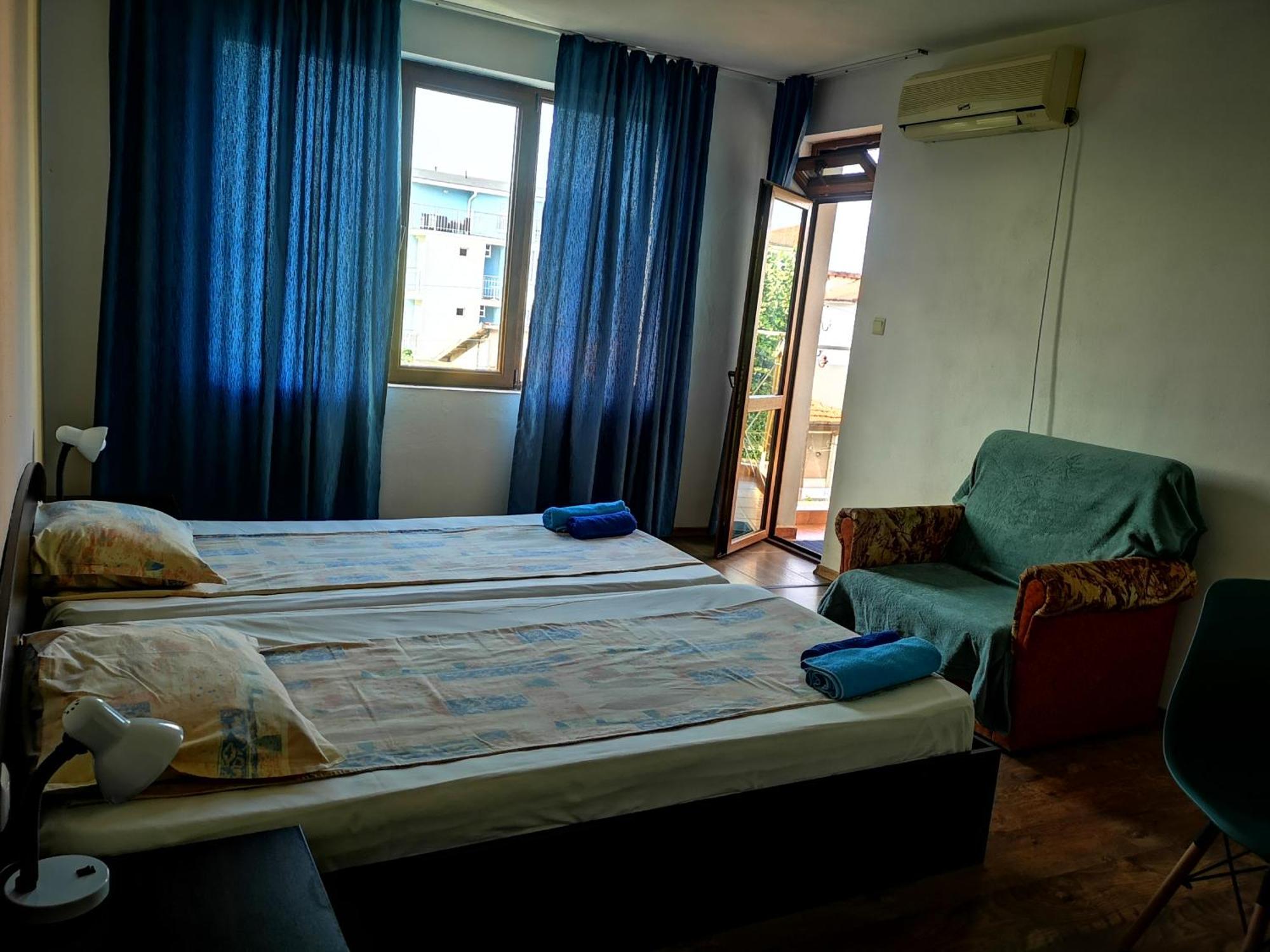 Paunovi Guest House Primorsko Ruang foto