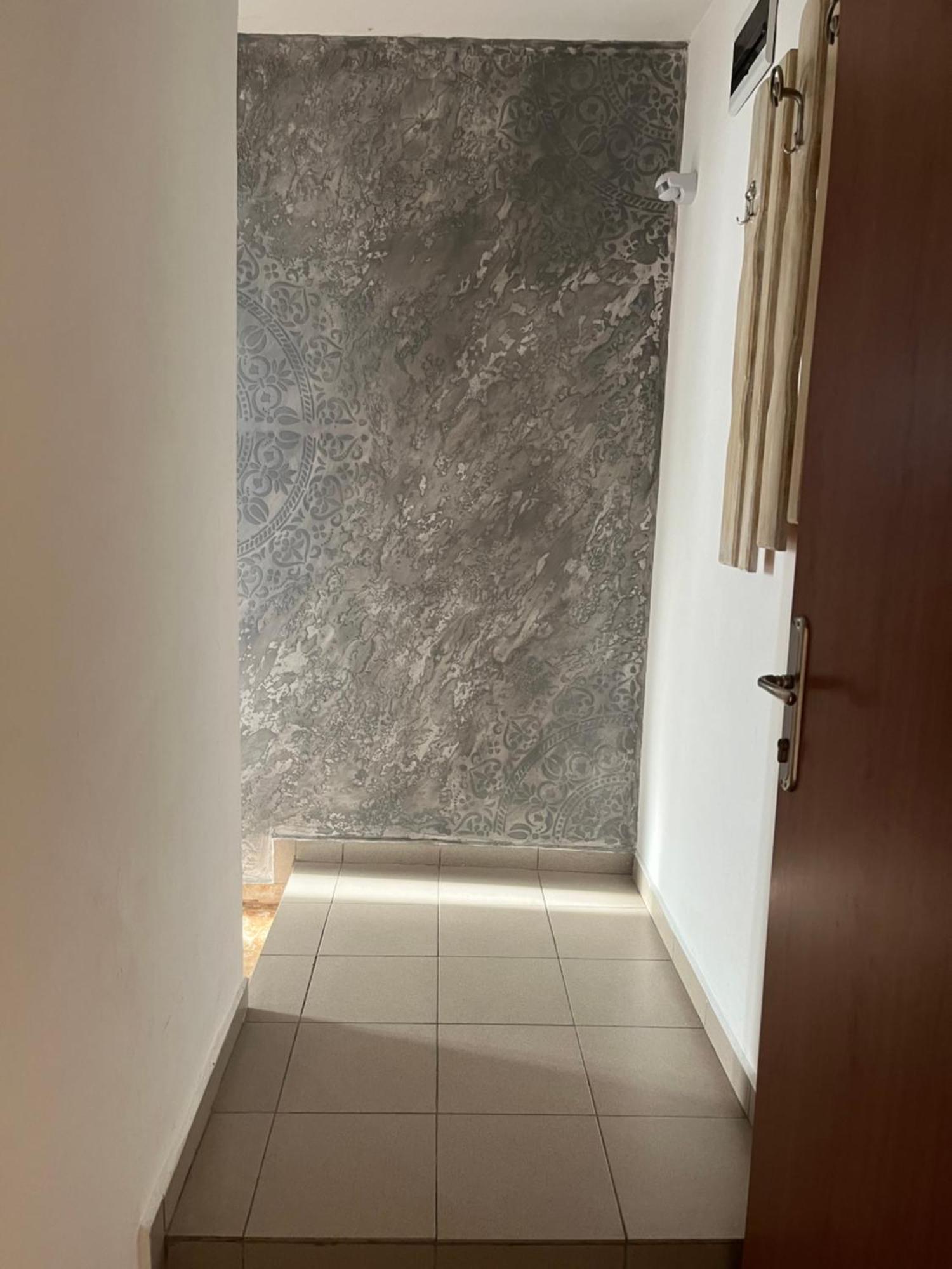 Paunovi Guest House Primorsko Bagian luar foto