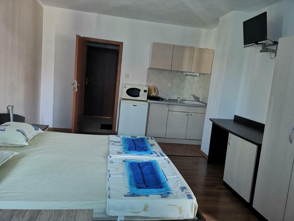 Paunovi Guest House Primorsko Ruang foto